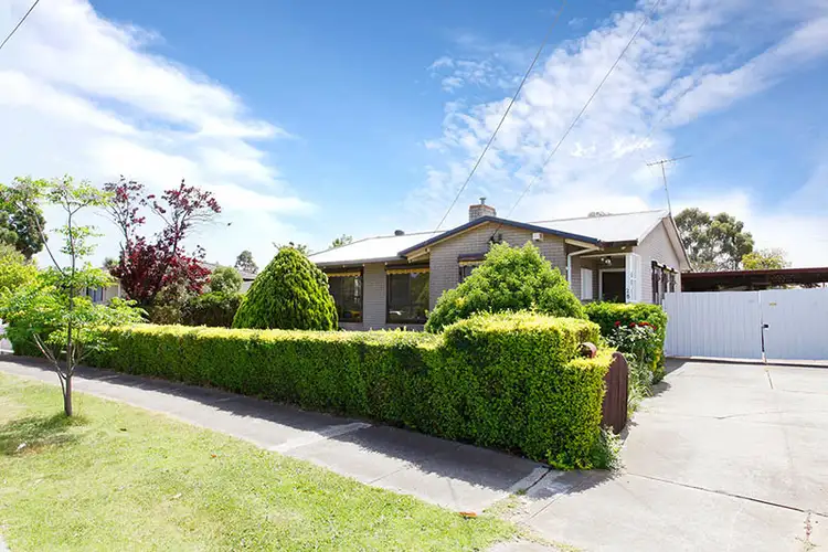 28 Howden Crescent, Braybrook VIC 3019