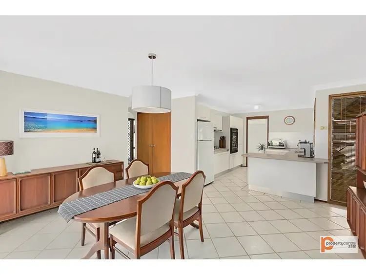 Third view of Homely house listing, 32 Murrumbidgee Crescent, Bateau Bay NSW 2261