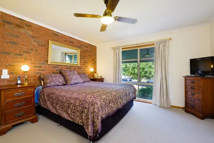 Seventh view of Homely house listing, 37 McCulloch Crescent, Wodonga VIC 3690