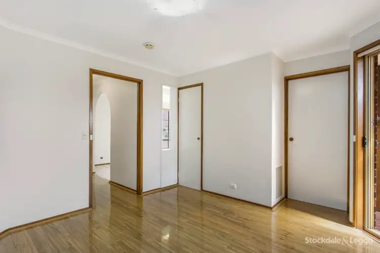 Sixth view of Homely house listing, 2/1 Heyington Circle, Narre Warren VIC 3805