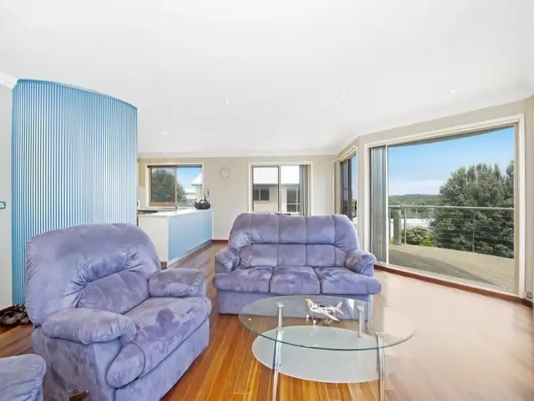 Fourth view of Homely villa listing, 1/25 Pitcher Street, Port Campbell VIC 3269