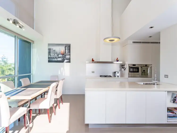 5/11 Hill Parade, Main Beach QLD 4217