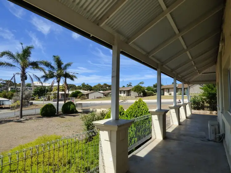 60 Oxford Terrace, Port Lincoln SA 5606
