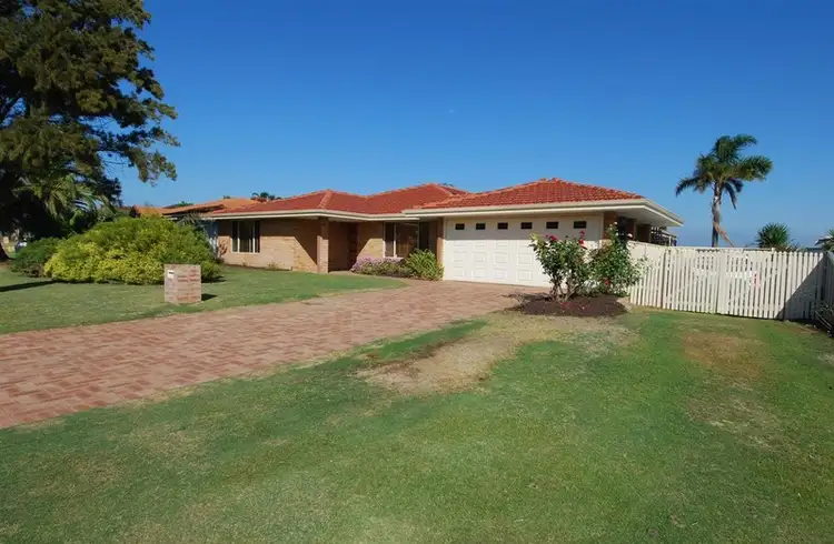14 Fairway Circle, Connolly WA 6027