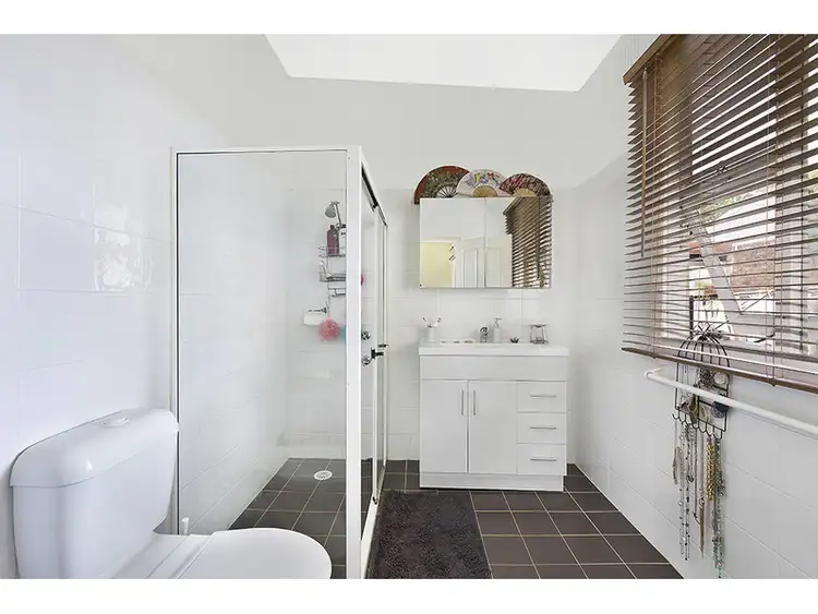Fifth view of Homely house listing, 27 Buckingham Road, Berkeley Vale NSW 2261