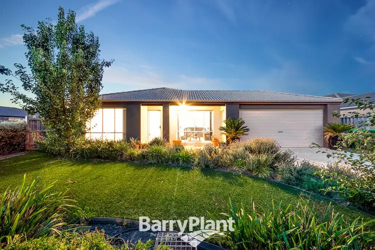 140 Webster Way, Pakenham VIC 3810