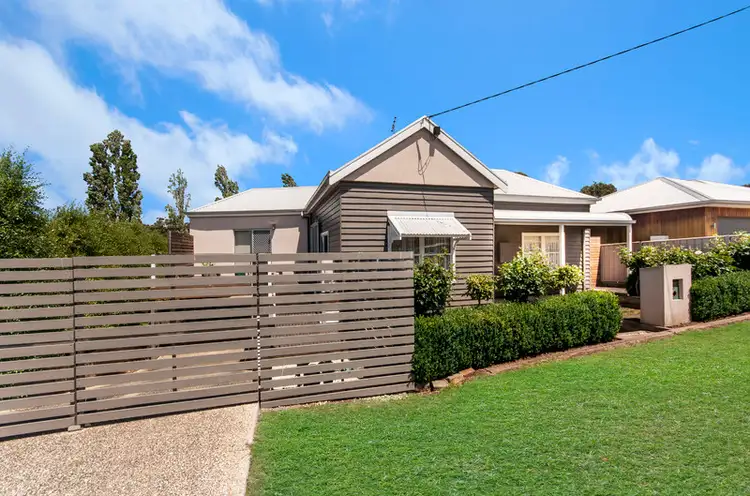 18 Sedgewick Street, Hamilton VIC 3300