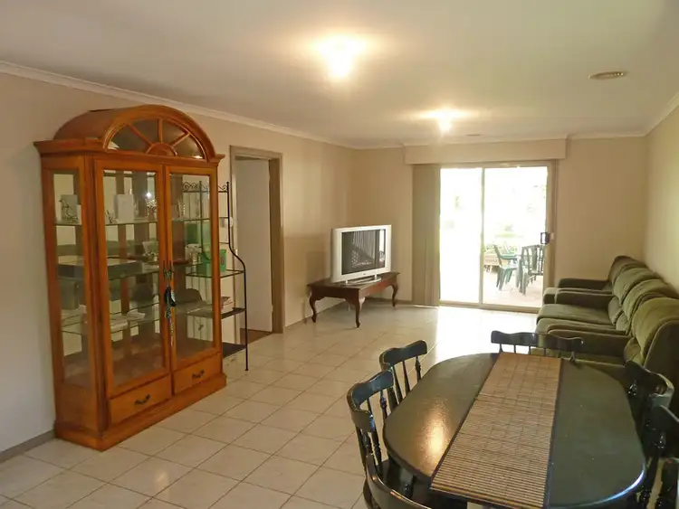 Seventh view of Homely house listing, 10 Dean Court, Elliminyt VIC 3250