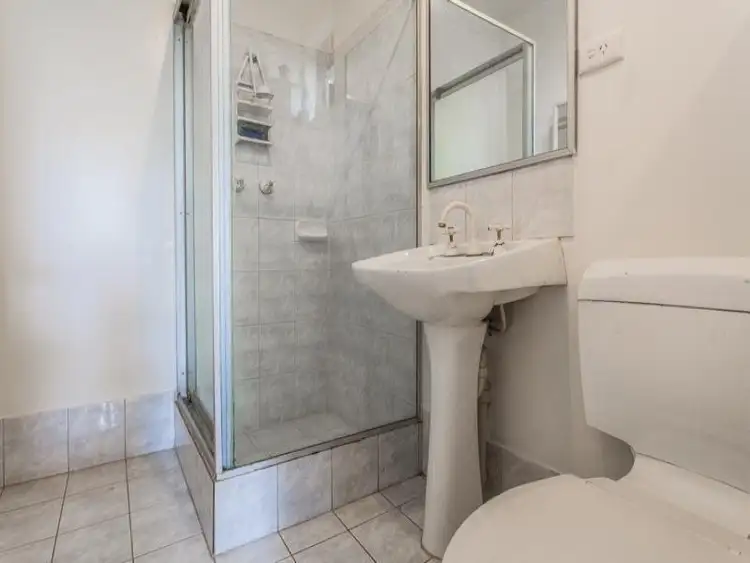 Seventh view of Homely house listing, 10 Barr Court, Thornlie WA 6108