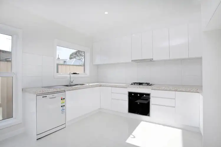 Fourth view of Homely unit listing, 2/8 Boisdale Avenue, Sunshine North VIC 3020