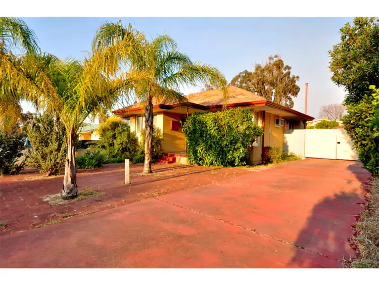 10 Coolbellup Avenue