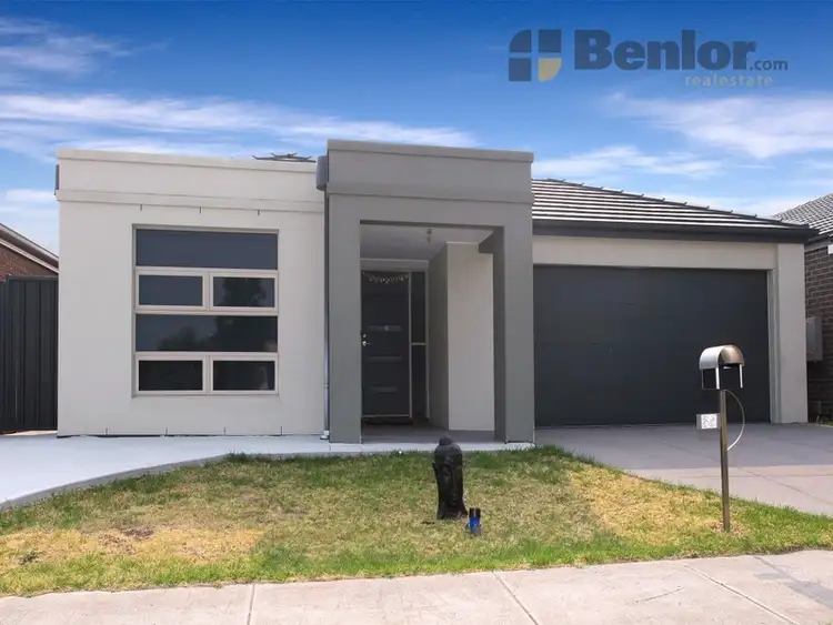 35 Hatfield Place, Deer Park VIC 3023