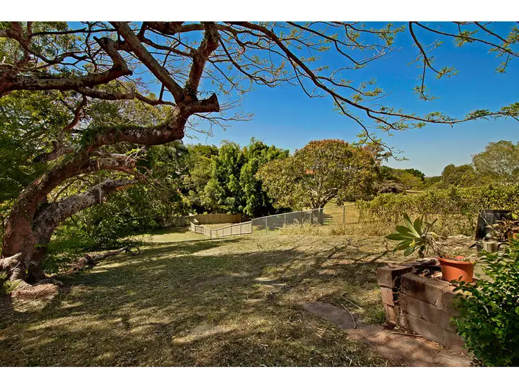 Second view of Homely house listing, 32 Orontes Road, Yeronga QLD 4104