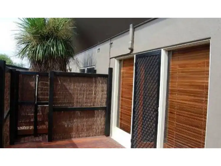 Third view of Homely block of units listing, 1 - 4/357 Buckingham Street, North Albury NSW 2640