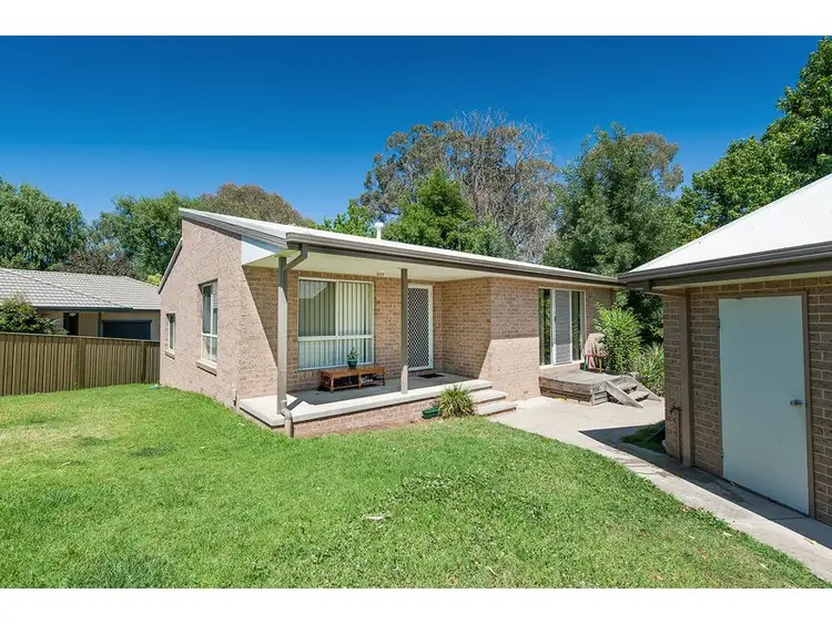 6 Arthur Worsley Court, North Albury NSW 2640