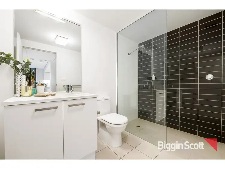 Sixth view of Homely apartment listing, 1/151 Beach Street, Port Melbourne VIC 3207