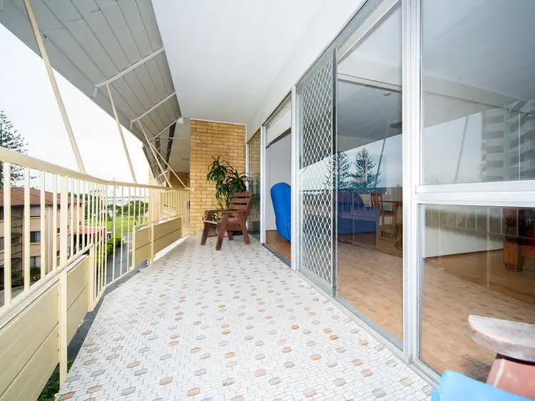 15/224 Marine Parade, Labrador QLD 4215