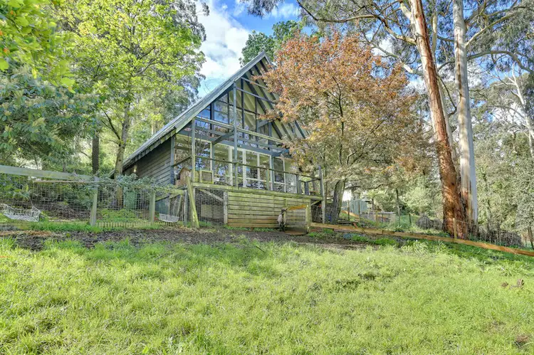 9 Steel Road, Emerald VIC 3782
