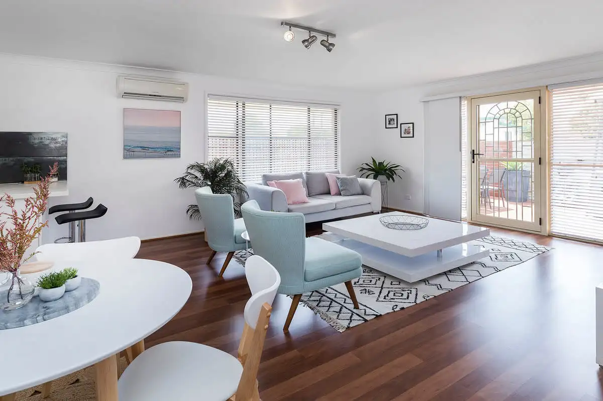 Main view of Homely house listing, 2/35 Milton Avenue, Paradise Point QLD 4216