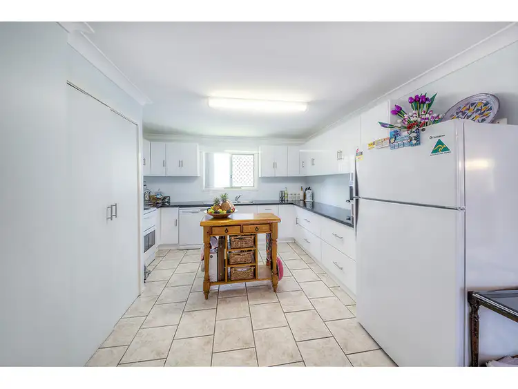 Sixth view of Homely house listing, 14 Joyce Avenue, Lammermoor QLD 4703