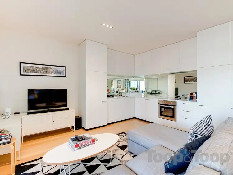 9/29 Moore Street, Adelaide SA 5000