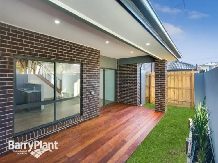 2/31 Hope Street, Rosebud VIC 3939