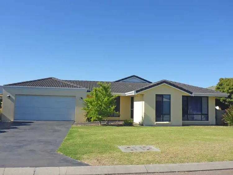 7 Hart Place, Castletown WA 6450