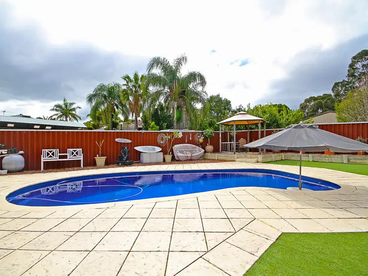 3 Reeves Place, Swan View WA 6056