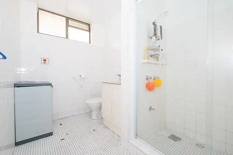 Fifth view of Homely unit listing, 2/8-10 Winston Drive, Bongaree QLD 4507