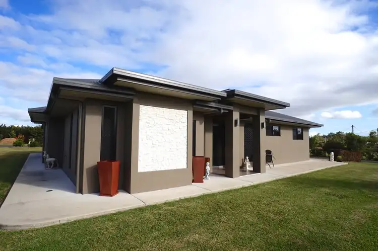 51 Hoolahan Drive, Mareeba QLD 4880