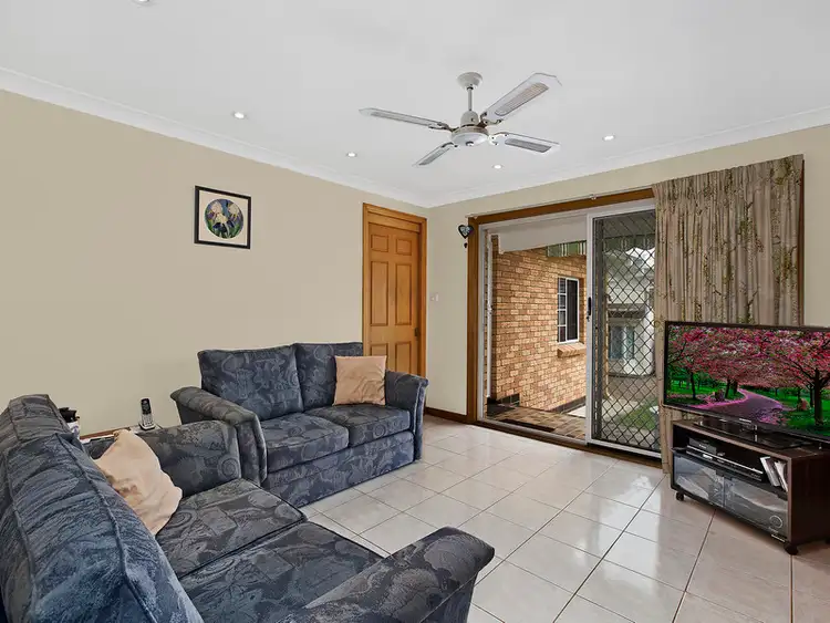 Fifth view of Homely house listing, 10 Grevillea Crescent, Berkeley Vale NSW 2261