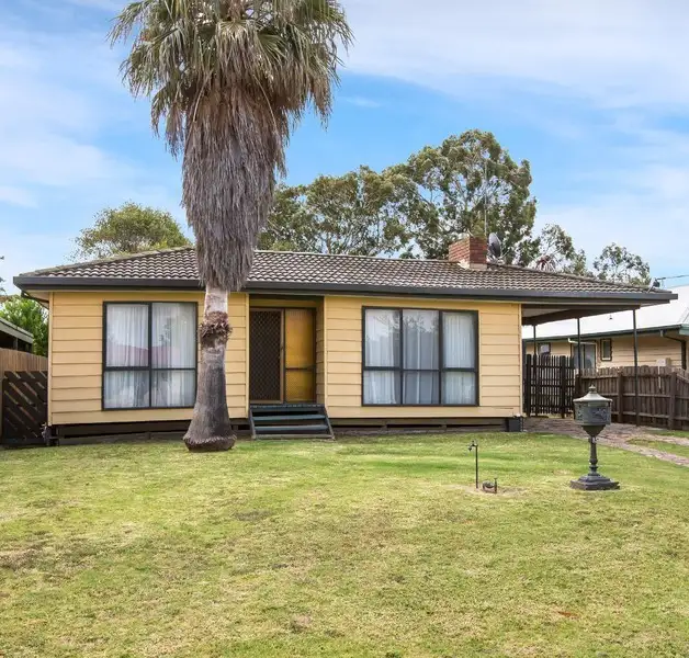 15 Tassel Road, Safety Beach VIC 3936