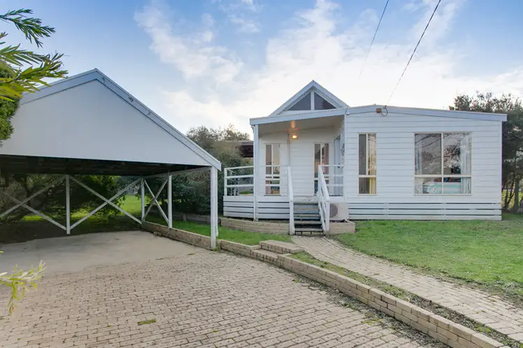11 Evenglow Court, Smiths Beach VIC 3922