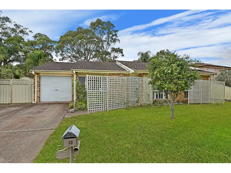13 Rotherham Street, Bateau Bay NSW 2261