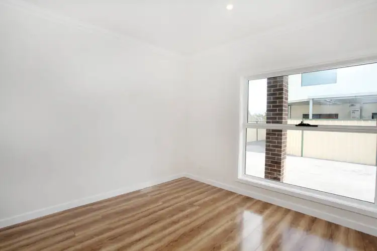 Sixth view of Homely unit listing, 2/8 Boisdale Avenue, Sunshine North VIC 3020