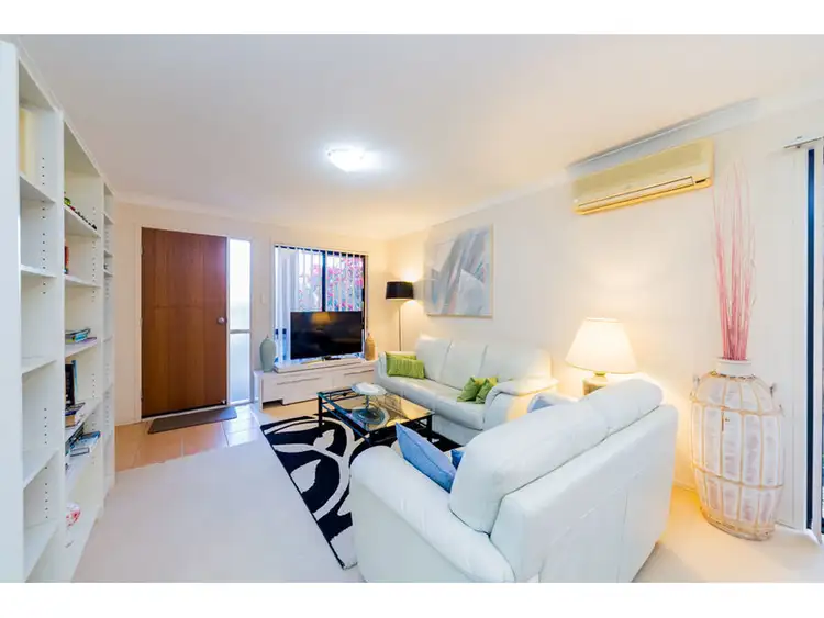Fifth view of Homely house listing, 1/10 Marybeth Crescent, Molendinar QLD 4214