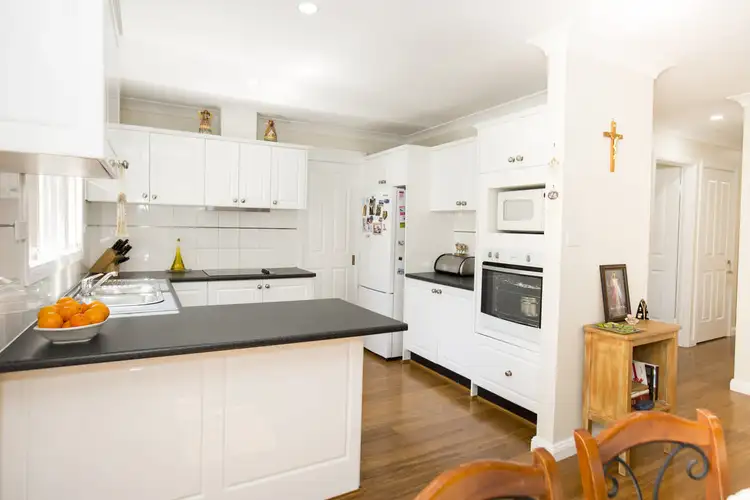 Fifth view of Homely villa listing, 10/18-19 Park Avenue, Kingswood NSW 2747