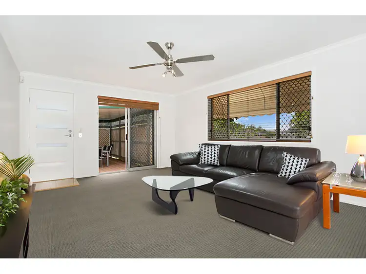 1/119 Sunshine Boulevard, Mermaid Waters QLD 4218