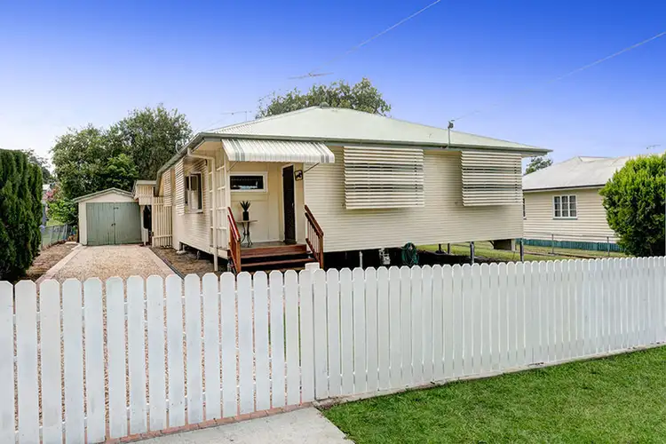 3 Orchard Street, Eastern Heights QLD 4305