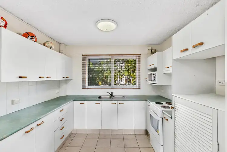 Fifth view of Homely unit listing, 32/224 Marine Parade, Labrador QLD 4215