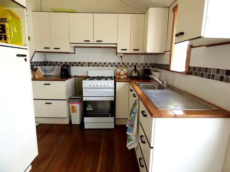 Fifth view of Homely house listing, 8 Ecole, Beaudesert QLD 4285