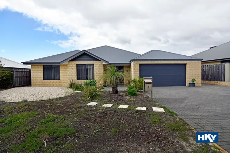 5 Tully Parade, Ellenbrook WA 6069