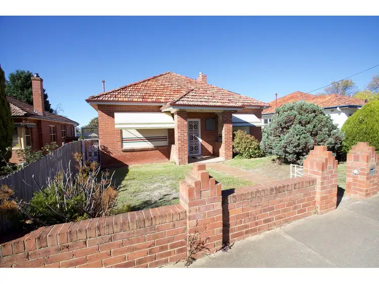 136 Mitre Street, Bathurst NSW 2795