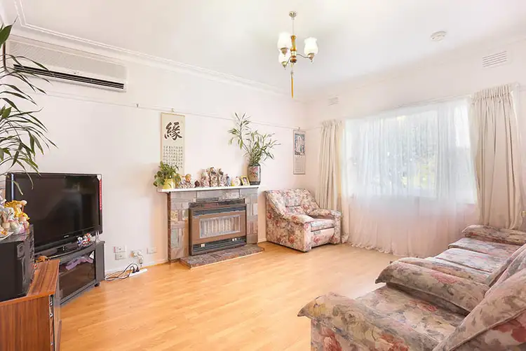 Fifth view of Homely house listing, 1 Herbert Street, Avondale Heights VIC 3034