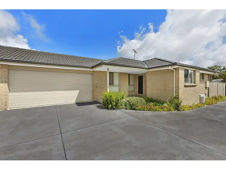 62 Manuka Parade, Gorokan NSW 2263