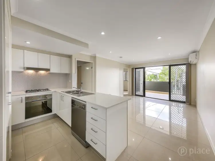 Main view of Homely unit listing, 2/19 Mayfield Road, Moorooka QLD 4105