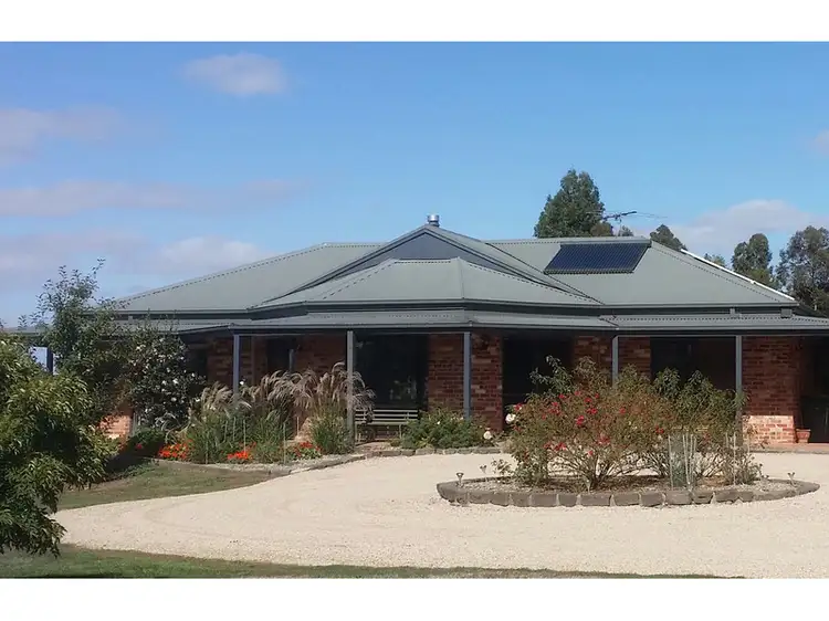 60 Tarrawarra Lane, Romsey VIC 3434