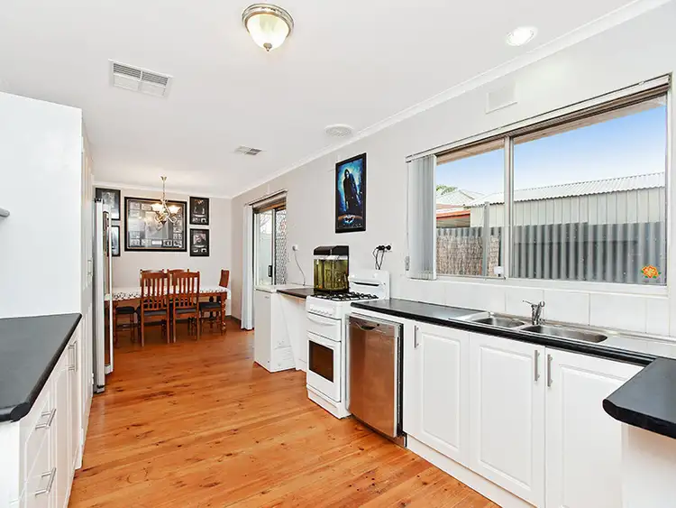 Sixth view of Homely house listing, 2 Valleyfair Road, Hackham West SA 5163