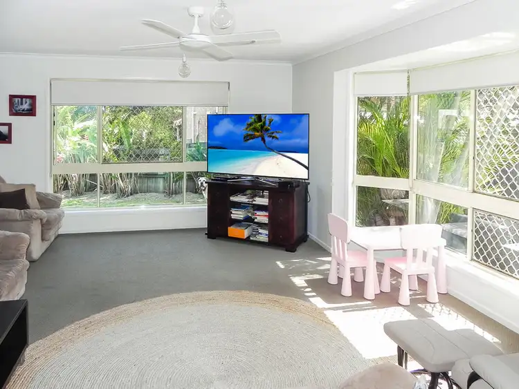 Seventh view of Homely house listing, 8 Ninderry Close, Battery Hill QLD 4551