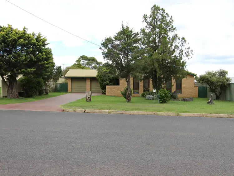 19 Fisher Street, Clifton QLD 4361